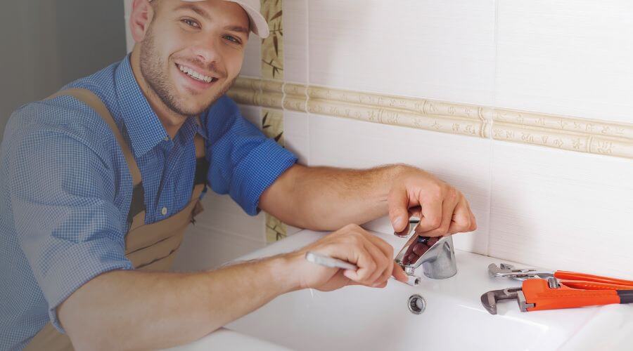 Faucet cartridge replacement in Middletown, IA